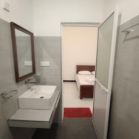 Chandra Holiday Home Dikwella Esterno foto