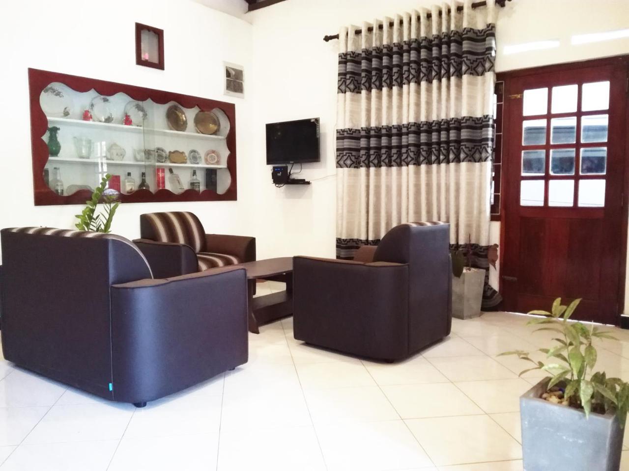 Chandra Holiday Home Dikwella Esterno foto