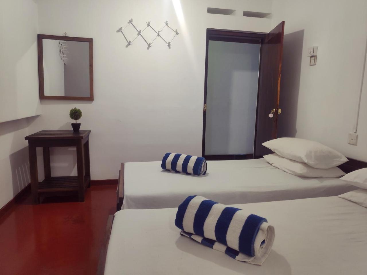 Chandra Holiday Home Dikwella Esterno foto